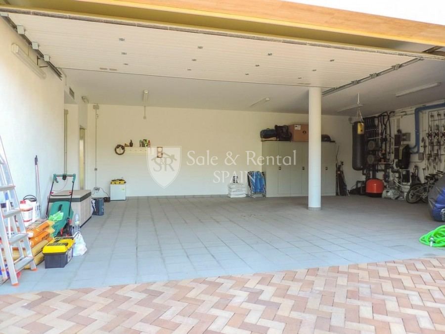 Villa for sale in Lloret de Mar 19