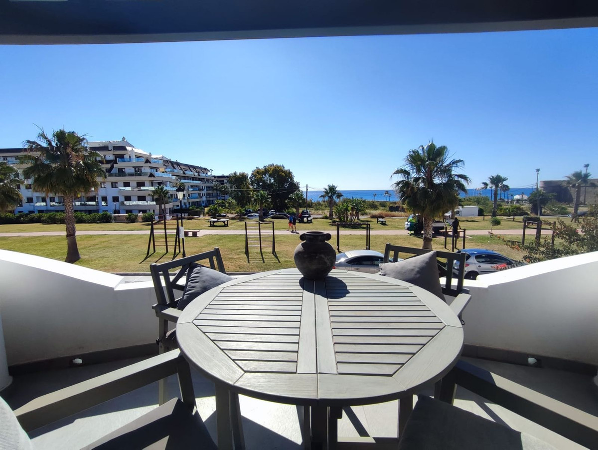 Property Image 616983-castillo-de-la-duquesa-townhouses-3-2