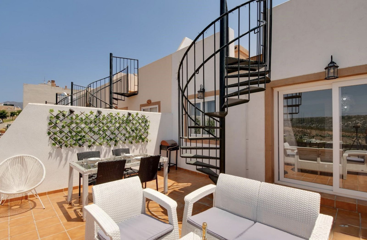 Penthouse te koop in Casares 2