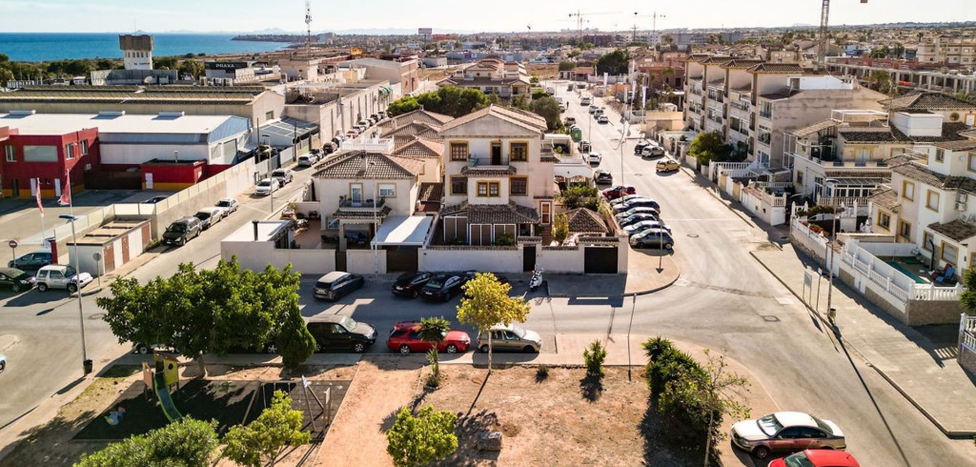 Haus zum Verkauf in Alicante 2