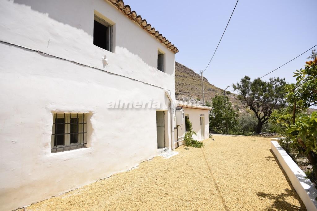 Countryhome for sale in Almería and surroundings 17