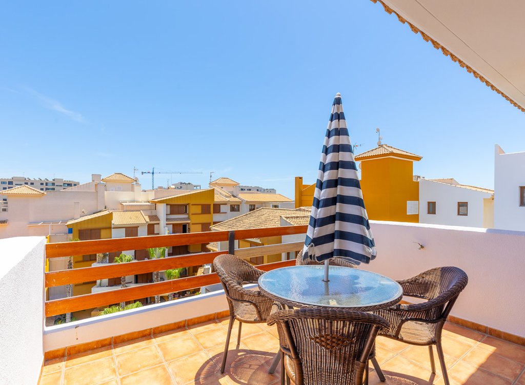 Penthouse te koop in Torrevieja and surroundings 2