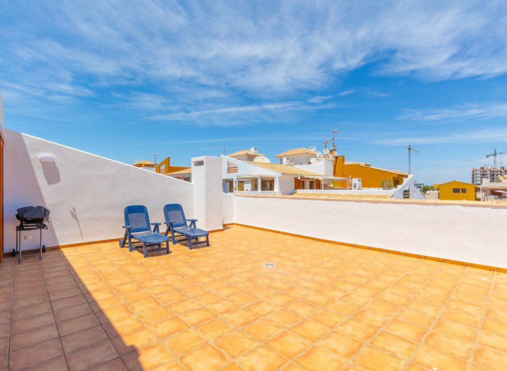 Penthouse te koop in Torrevieja and surroundings 24