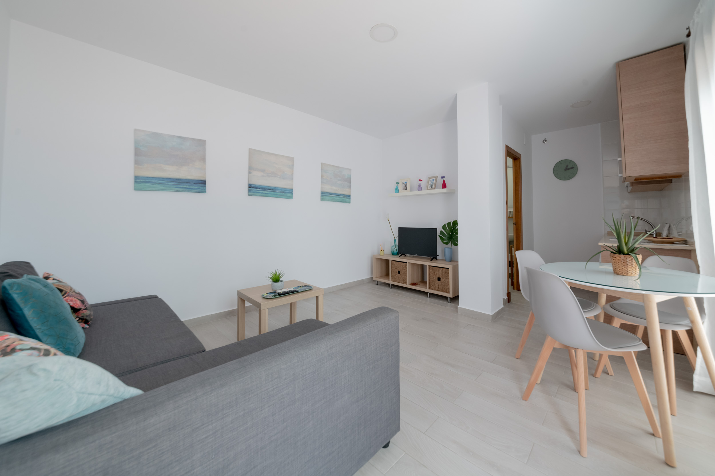 Adosada en venta en Conil de la Frontera 26