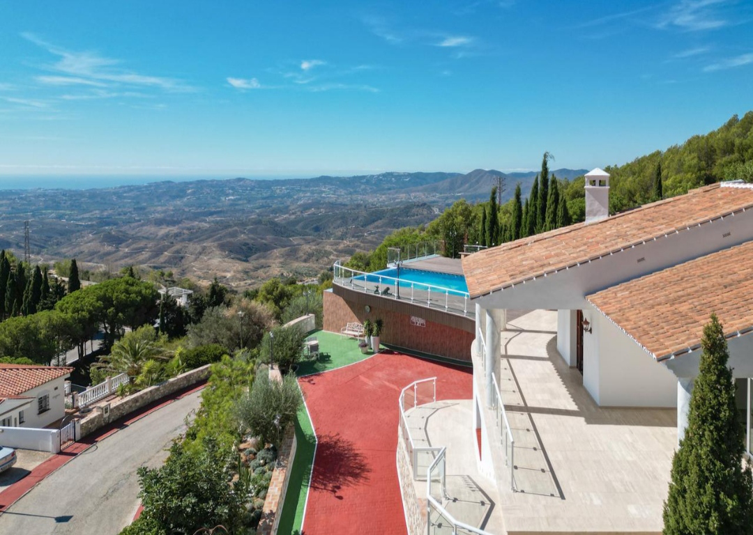 Villa à vendre à Mijas 10