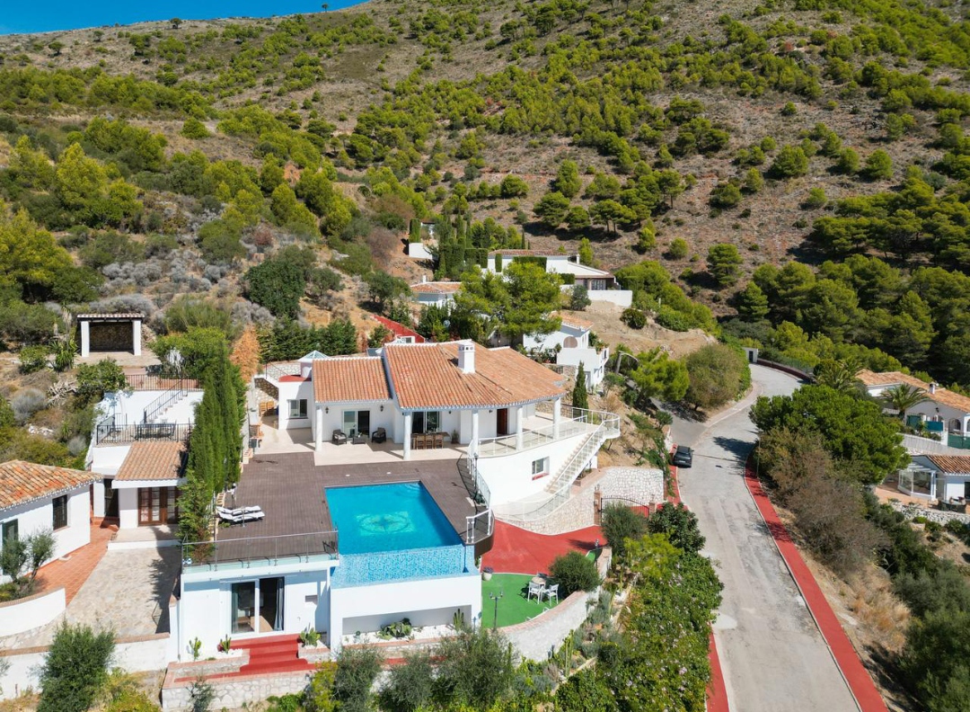 Villa for sale in Mijas 13