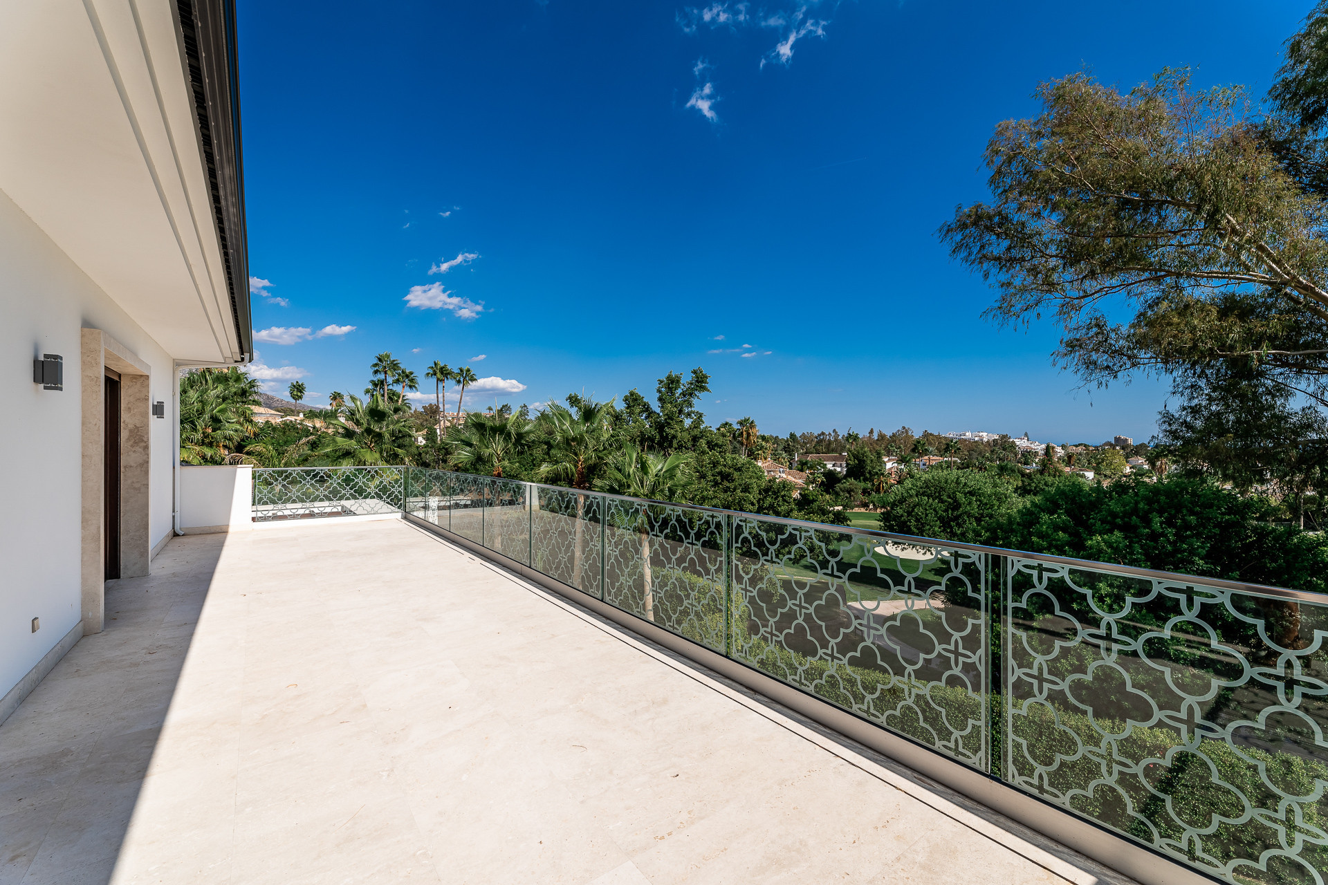 Villa for sale in Marbella - Nueva Andalucía 12