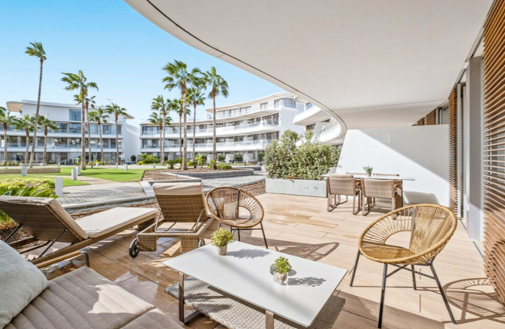 Apartamento en venta en Estepona 26