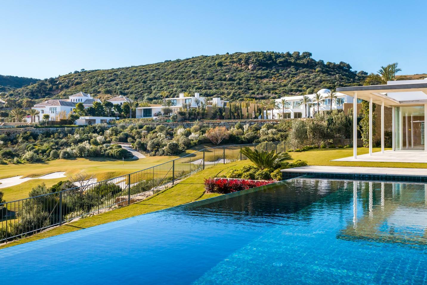 Villa à vendre à Casares 3