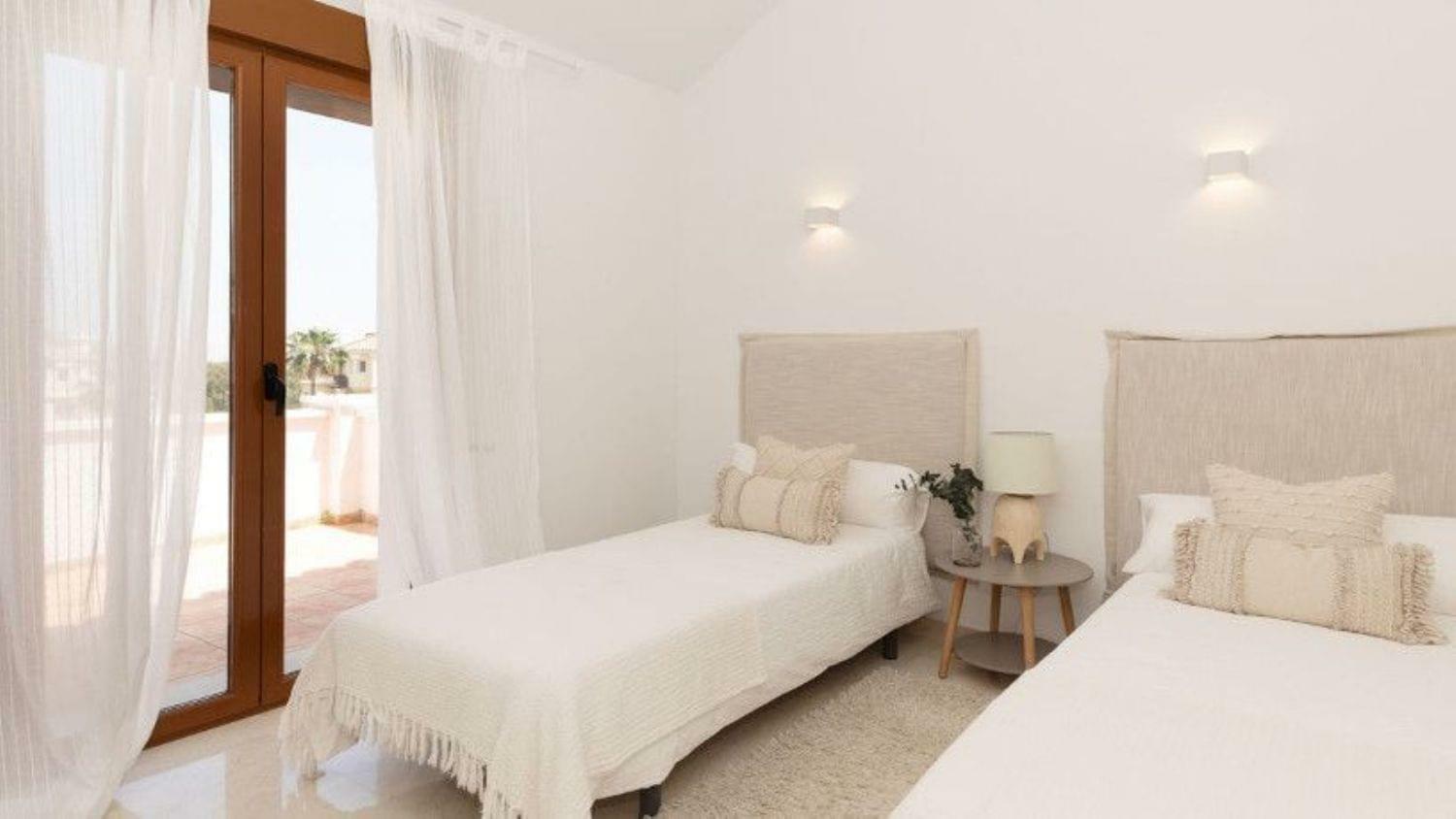 Townhouse for sale in Casares 30