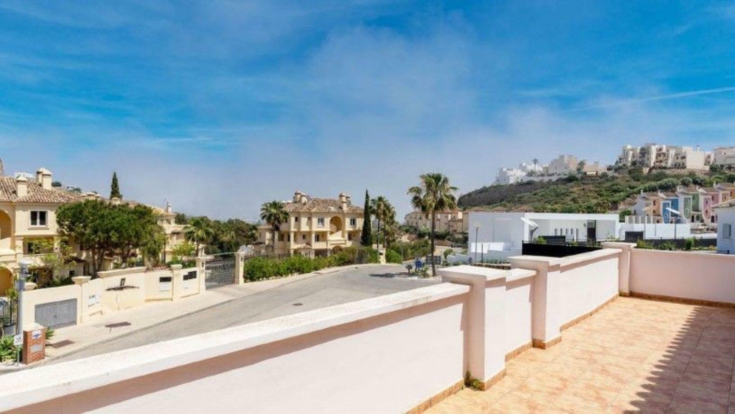 Adosada en venta en Casares 172