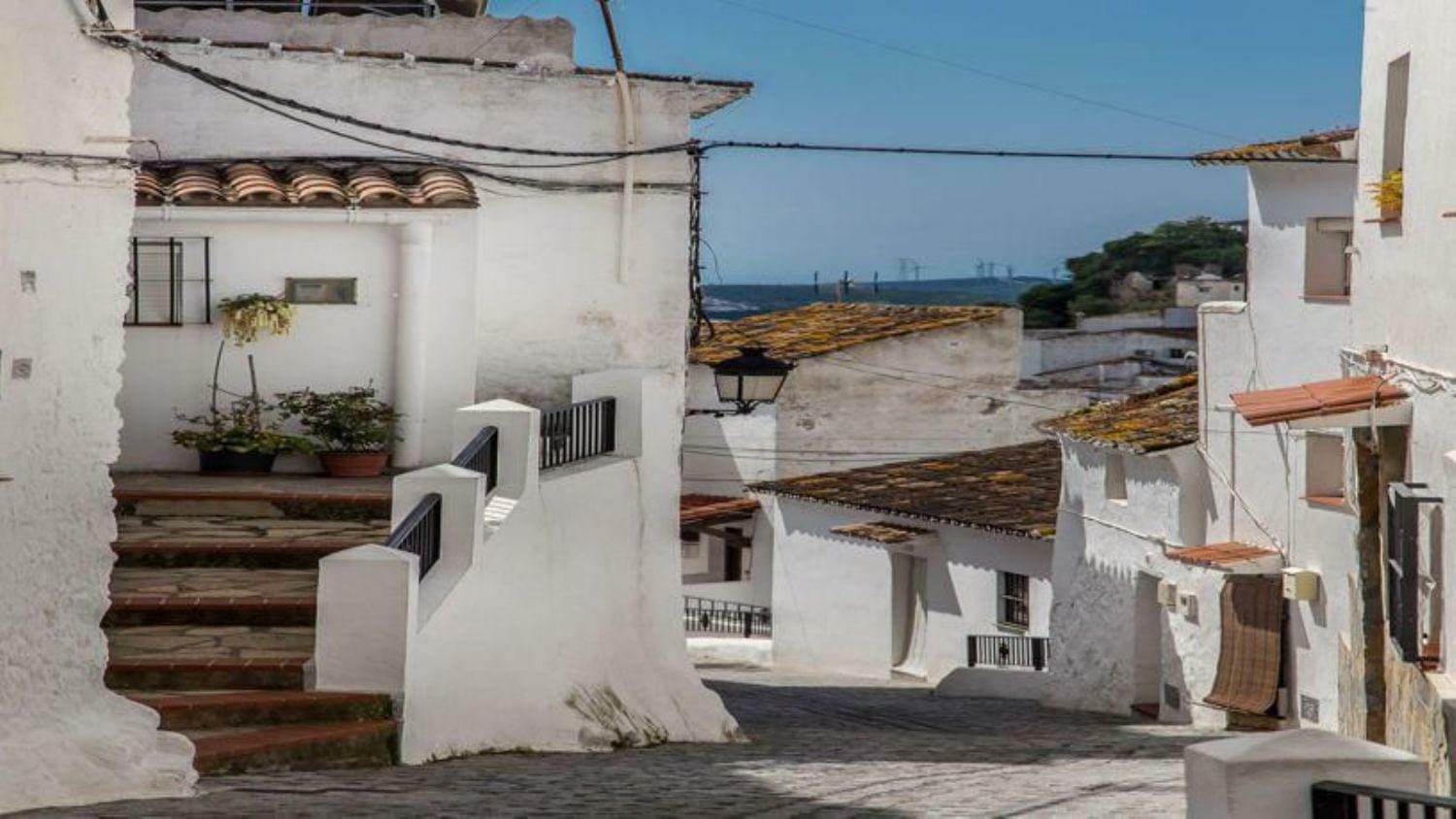 Townhouse for sale in Casares 314