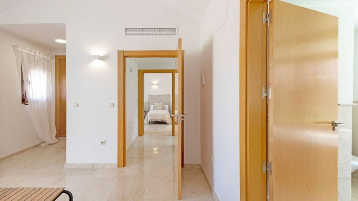 Townhouse na sprzedaż w Casares 389