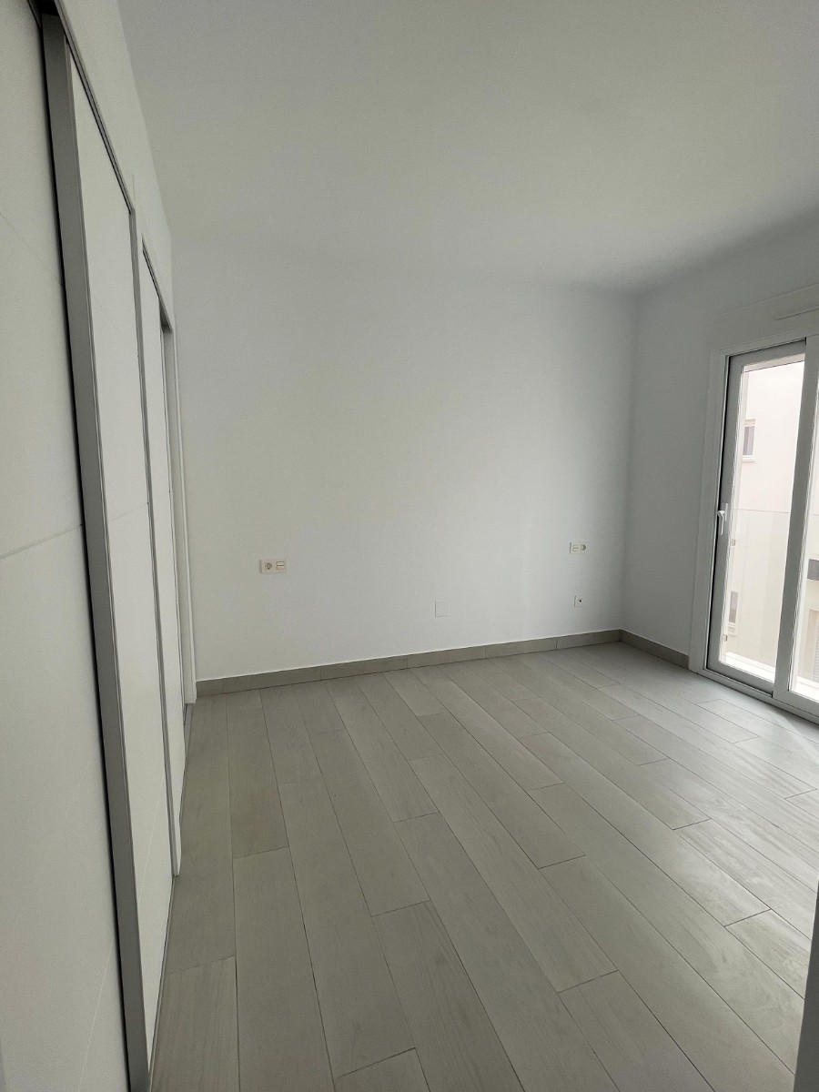 Townhouse te koop in Santa Pola 6