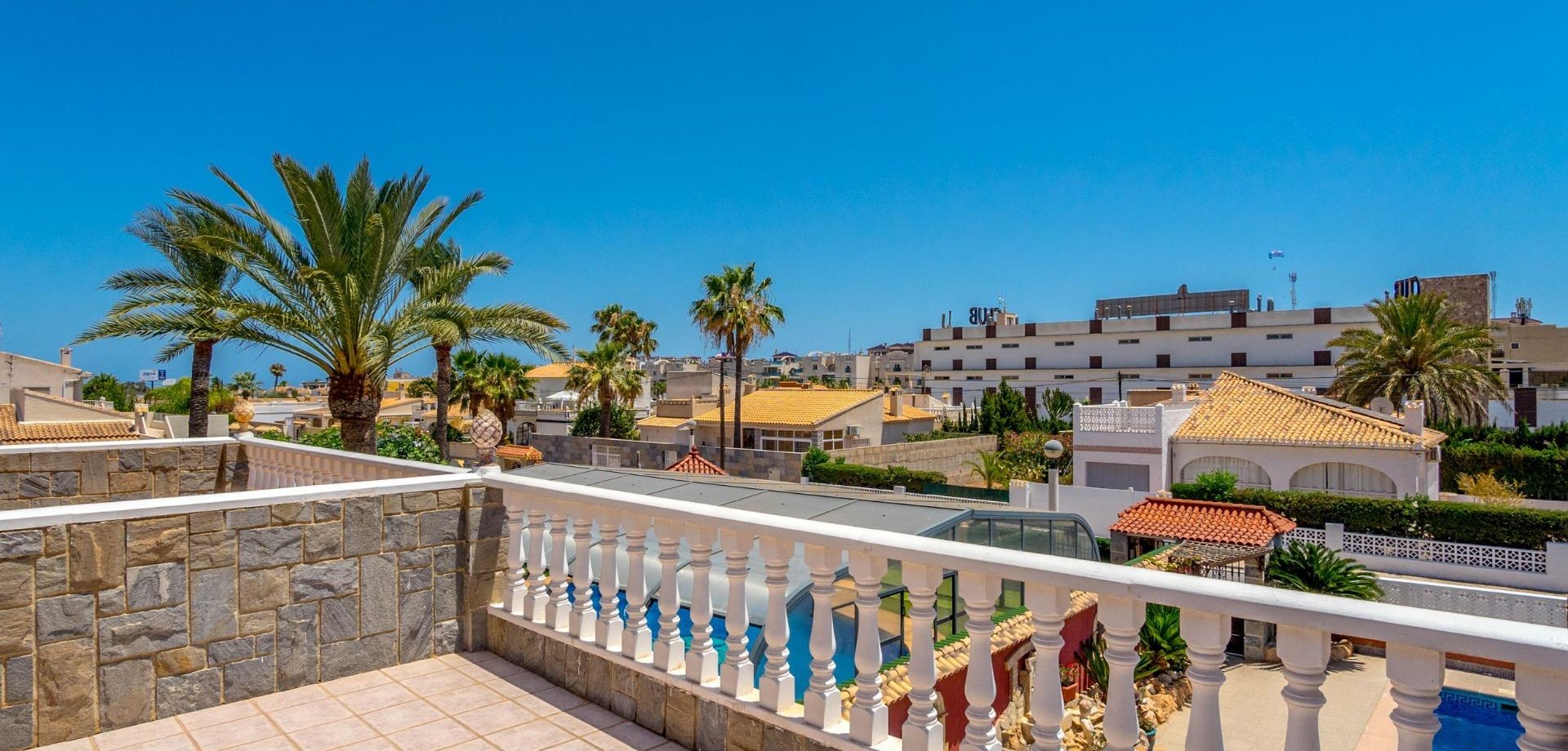 Villa à vendre à Alicante 16