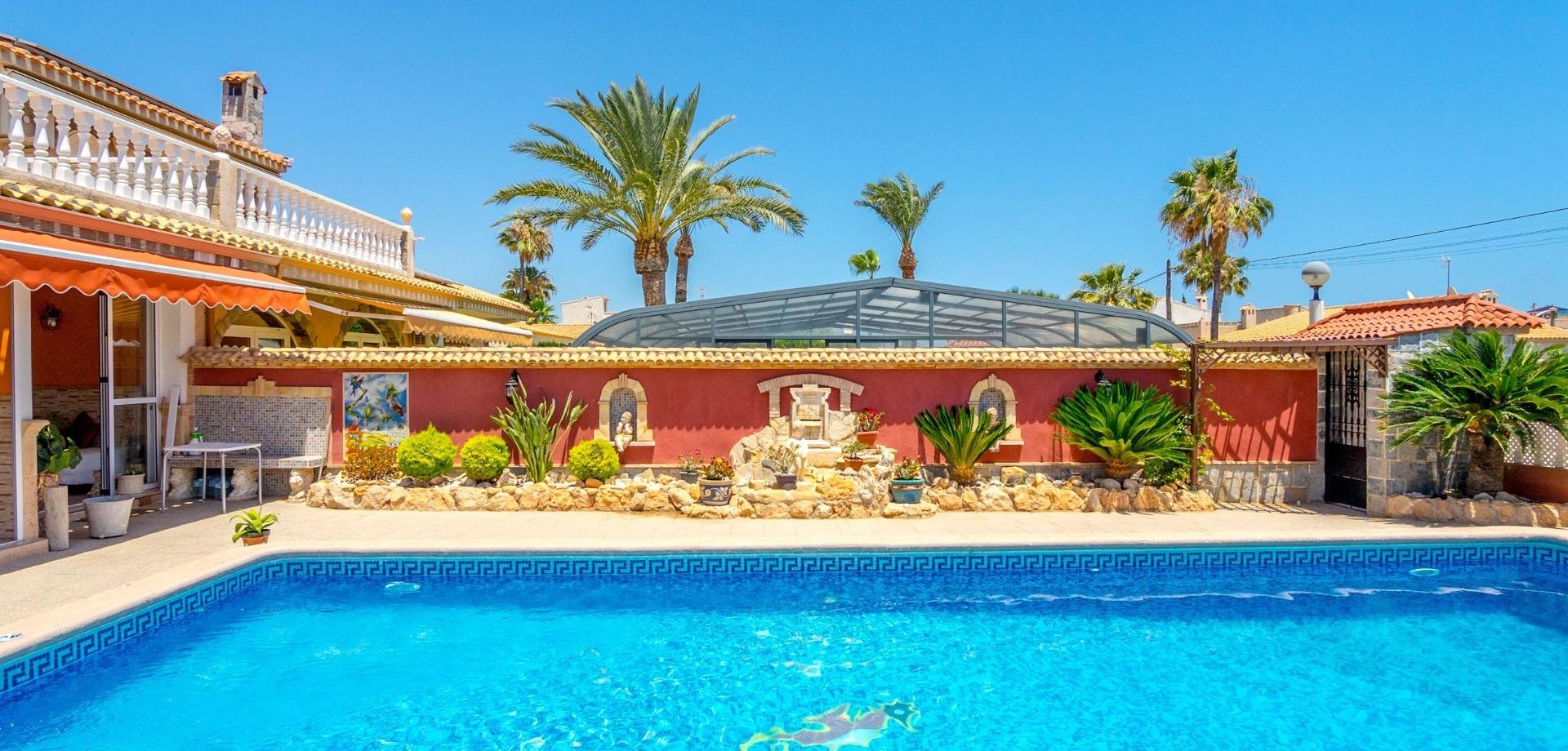 Villa te koop in Alicante 28