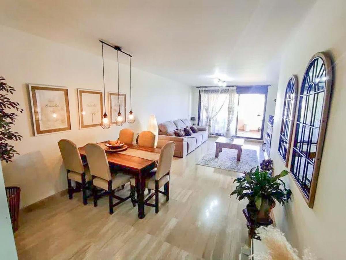 Apartamento en venta en Estepona 6