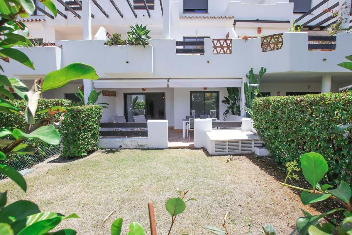 Apartment for sale in Estepona 2