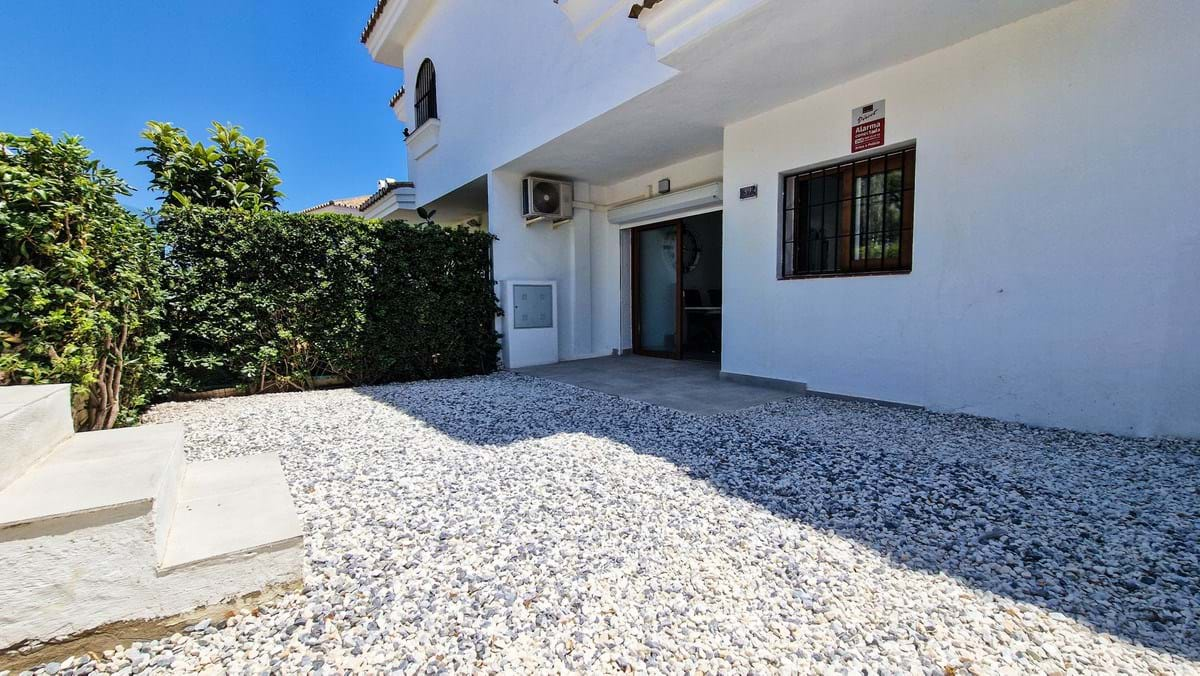 Townhouse for sale in Manilva 10