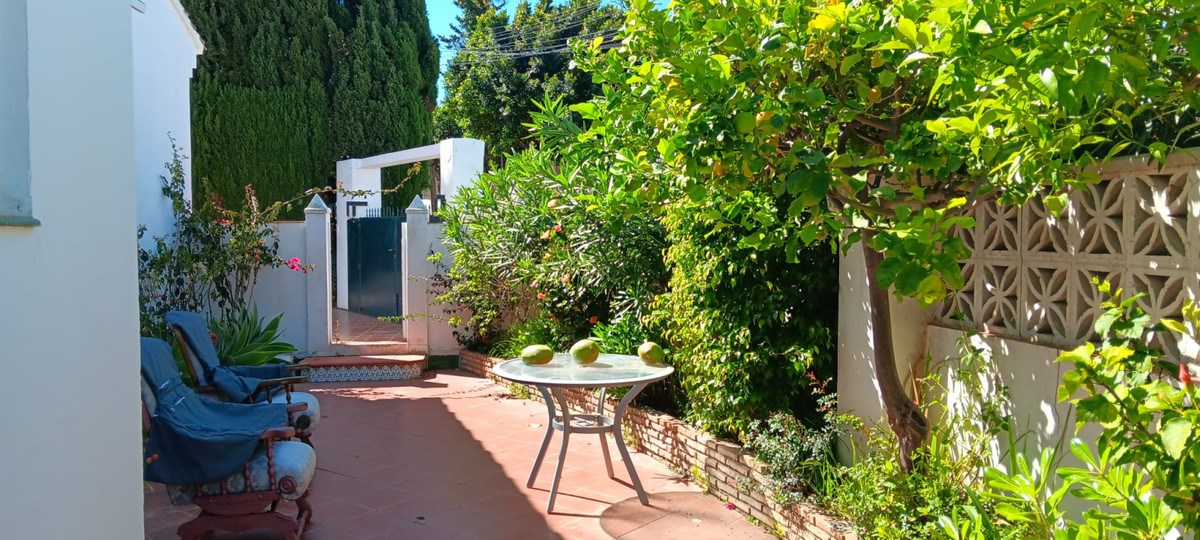 Villa te koop in Estepona 3