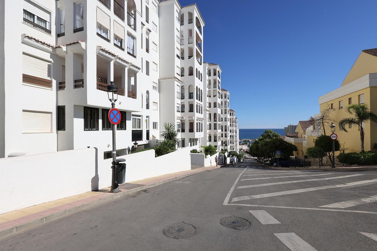 Apartamento en venta en Estepona 5