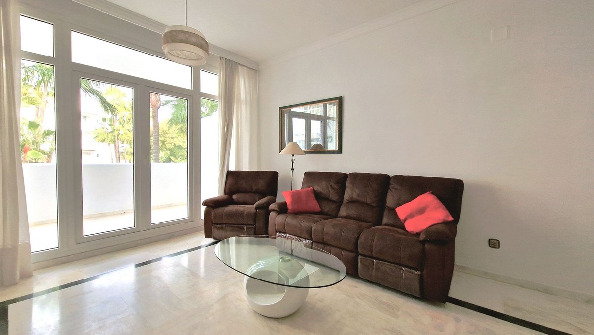 Appartement te koop in Estepona 3