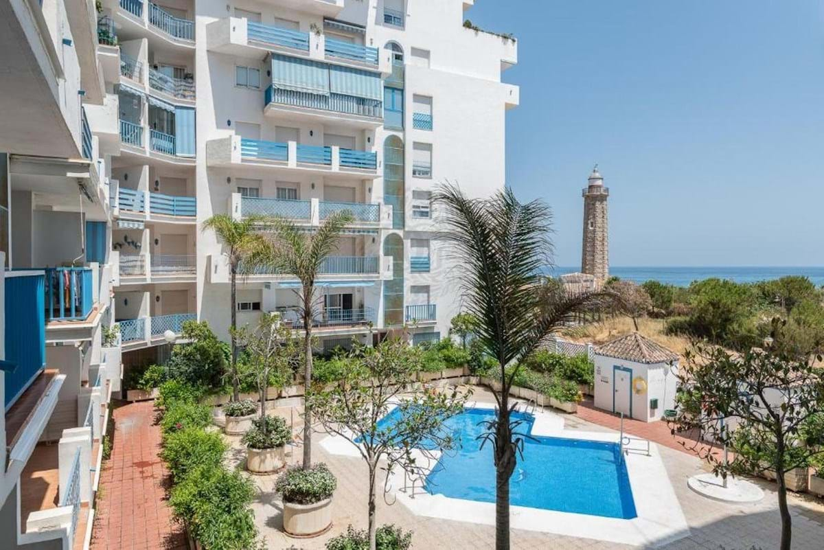 Apartamento en venta en Estepona 1