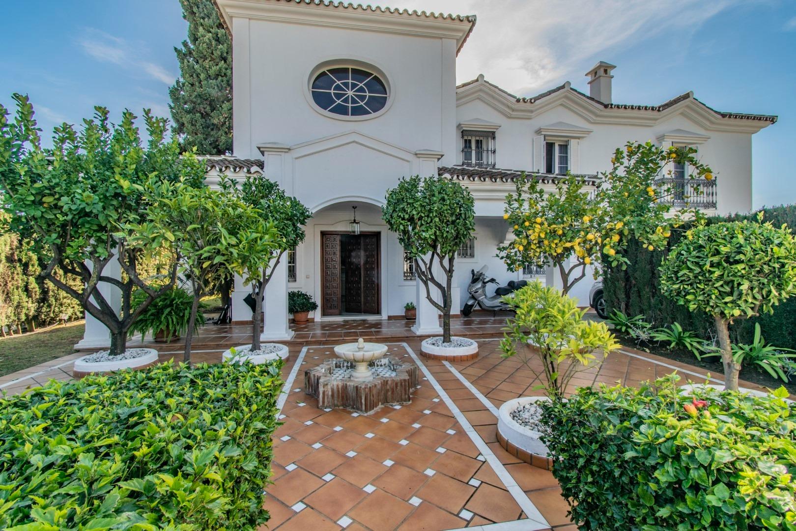 Villa for sale in Marbella - San Pedro and Guadalmina 2