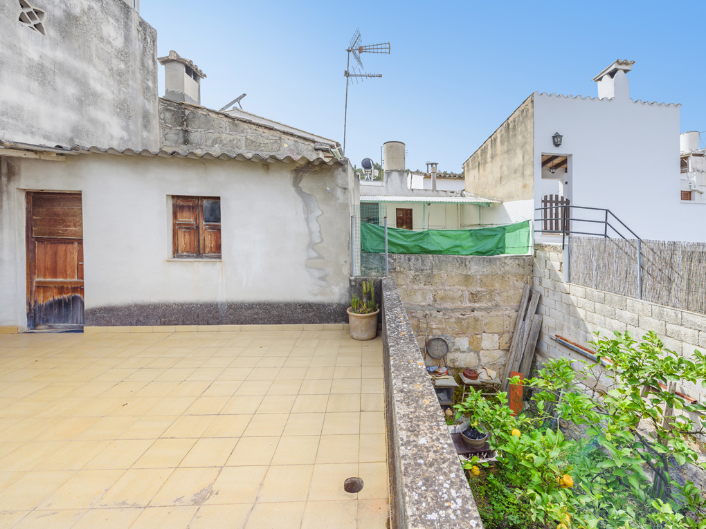 Adosada en venta en Mallorca North 16