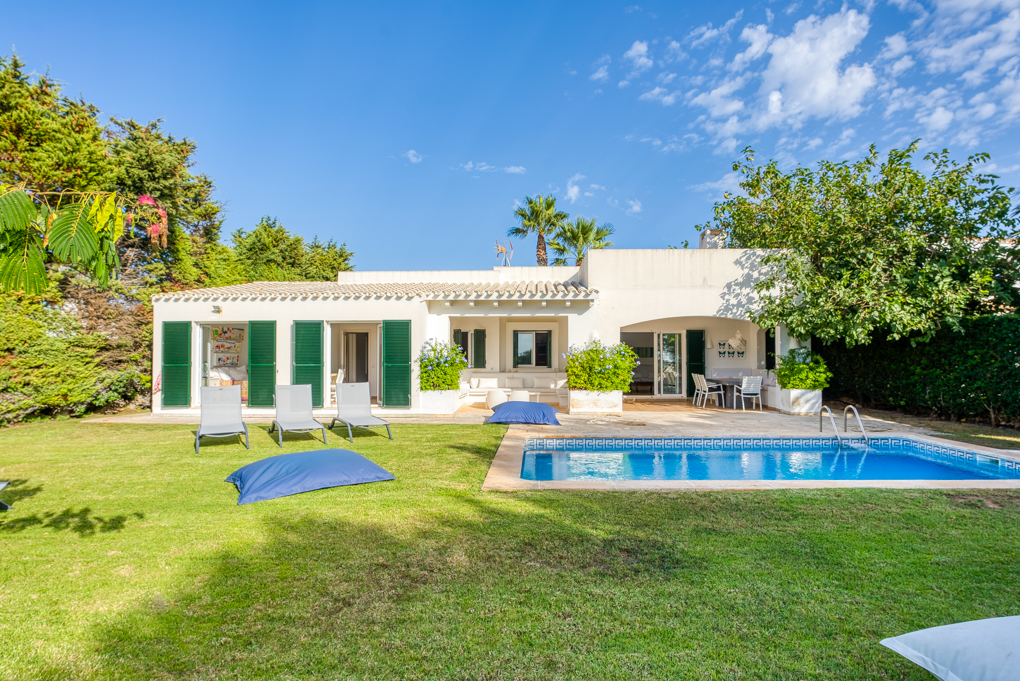 Villa for sale in Menorca East 1