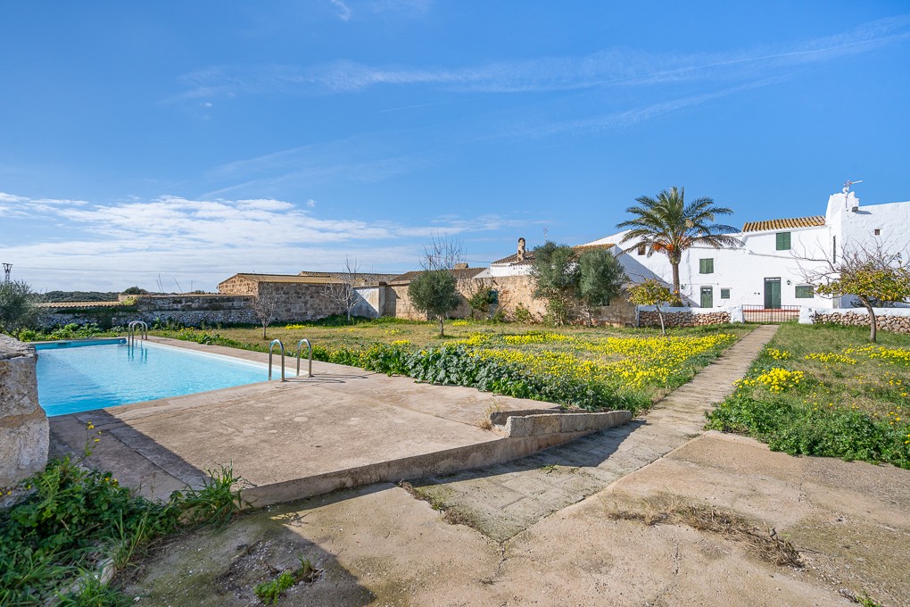 Countryhome for sale in Menorca West 2