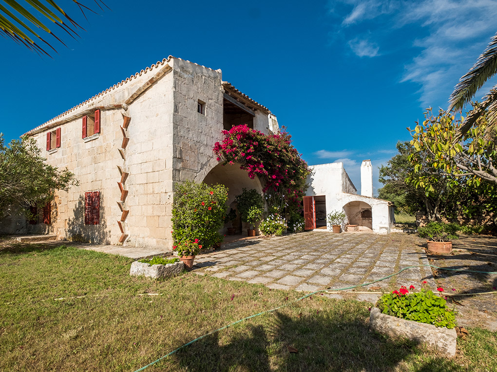 Countryhome for sale in Menorca West 4