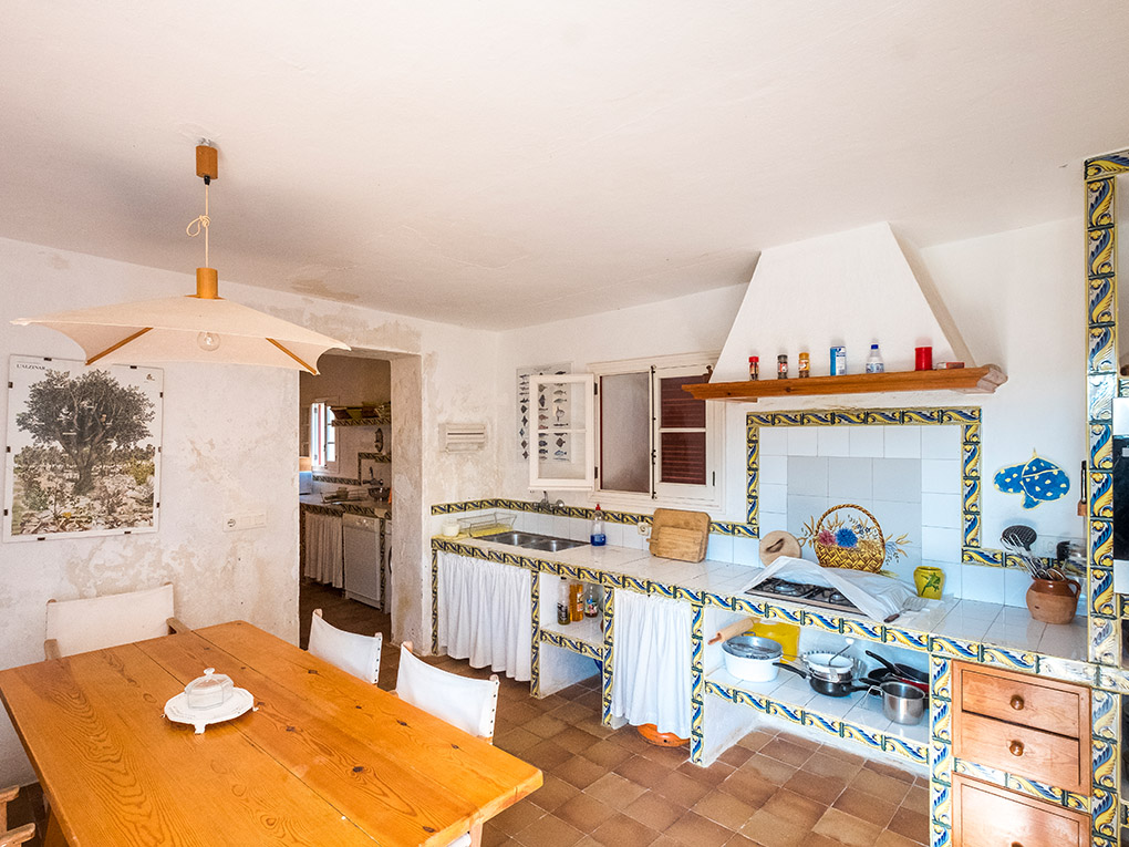 Countryhome for sale in Menorca West 11