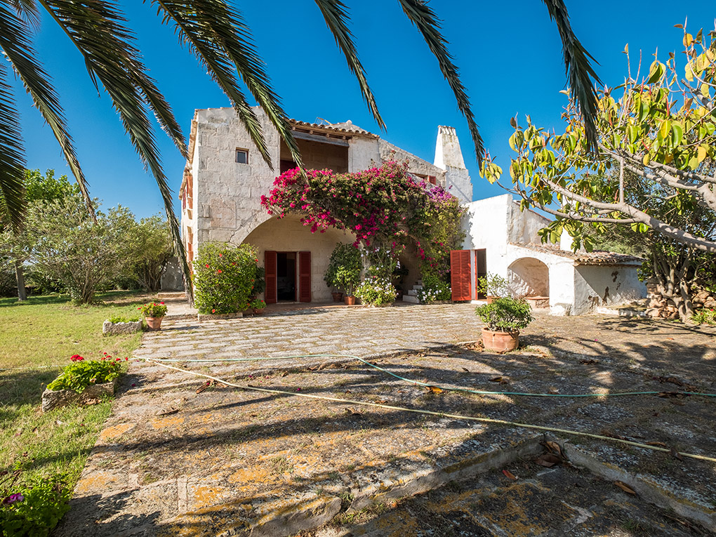 Countryhome for sale in Menorca West 24