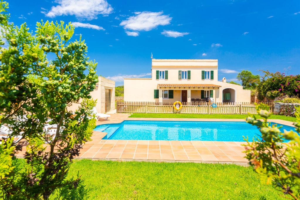 Countryhome for sale in Menorca West 3