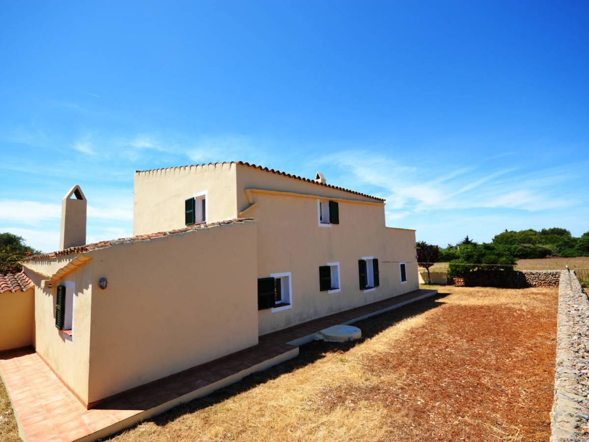 Countryhome for sale in Menorca West 25