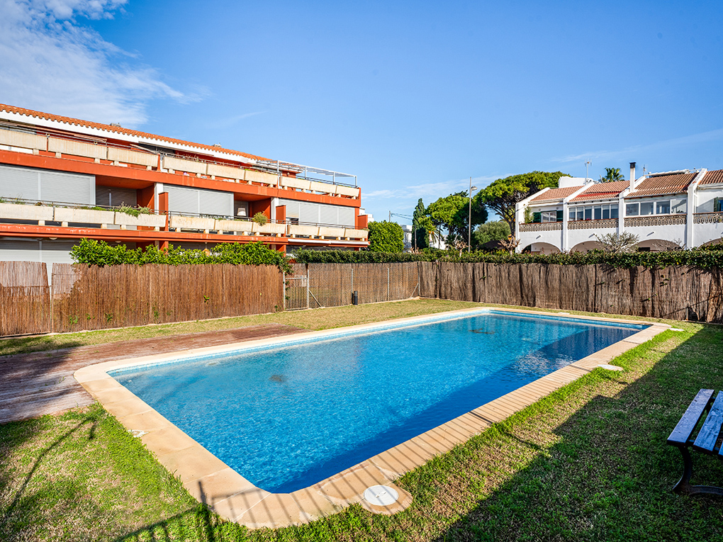 Adosada en venta en Menorca West 14