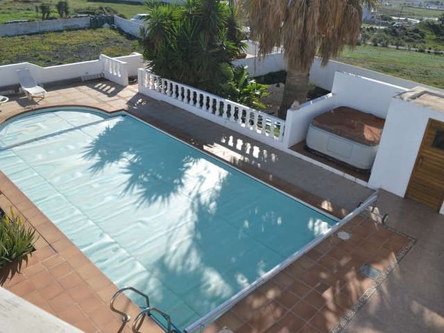 Property Image 620844-arrecife-villa-6-3