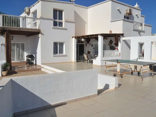 Villa à vendre à Lanzarote 2