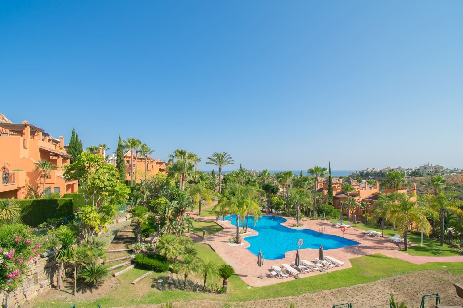 Townhouse te koop in Estepona 1