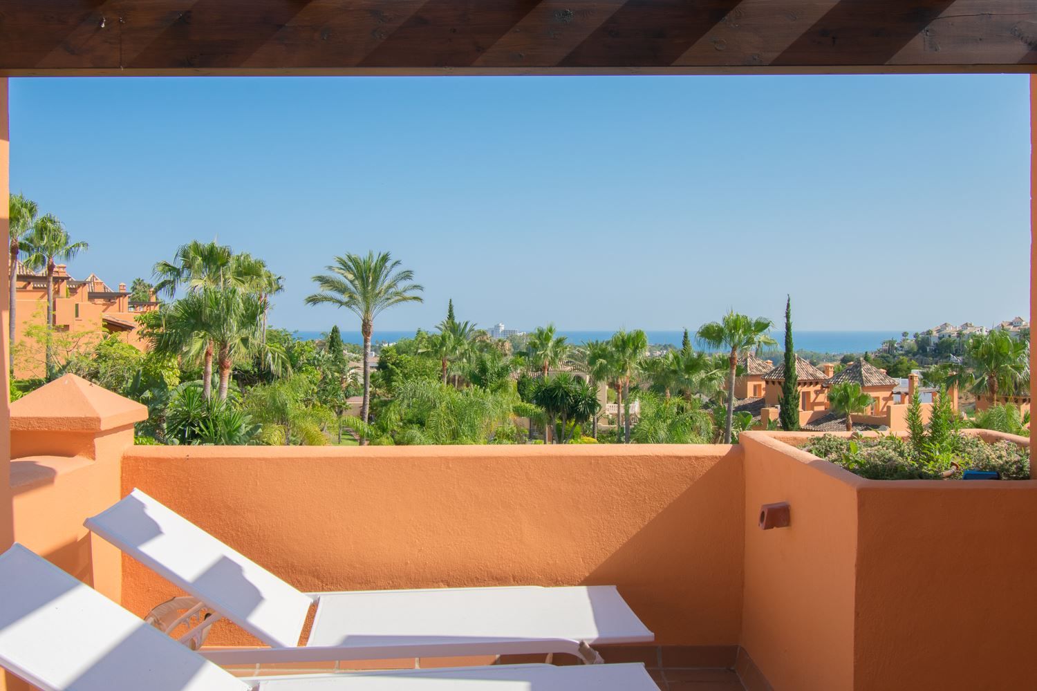 Townhouse te koop in Estepona 13