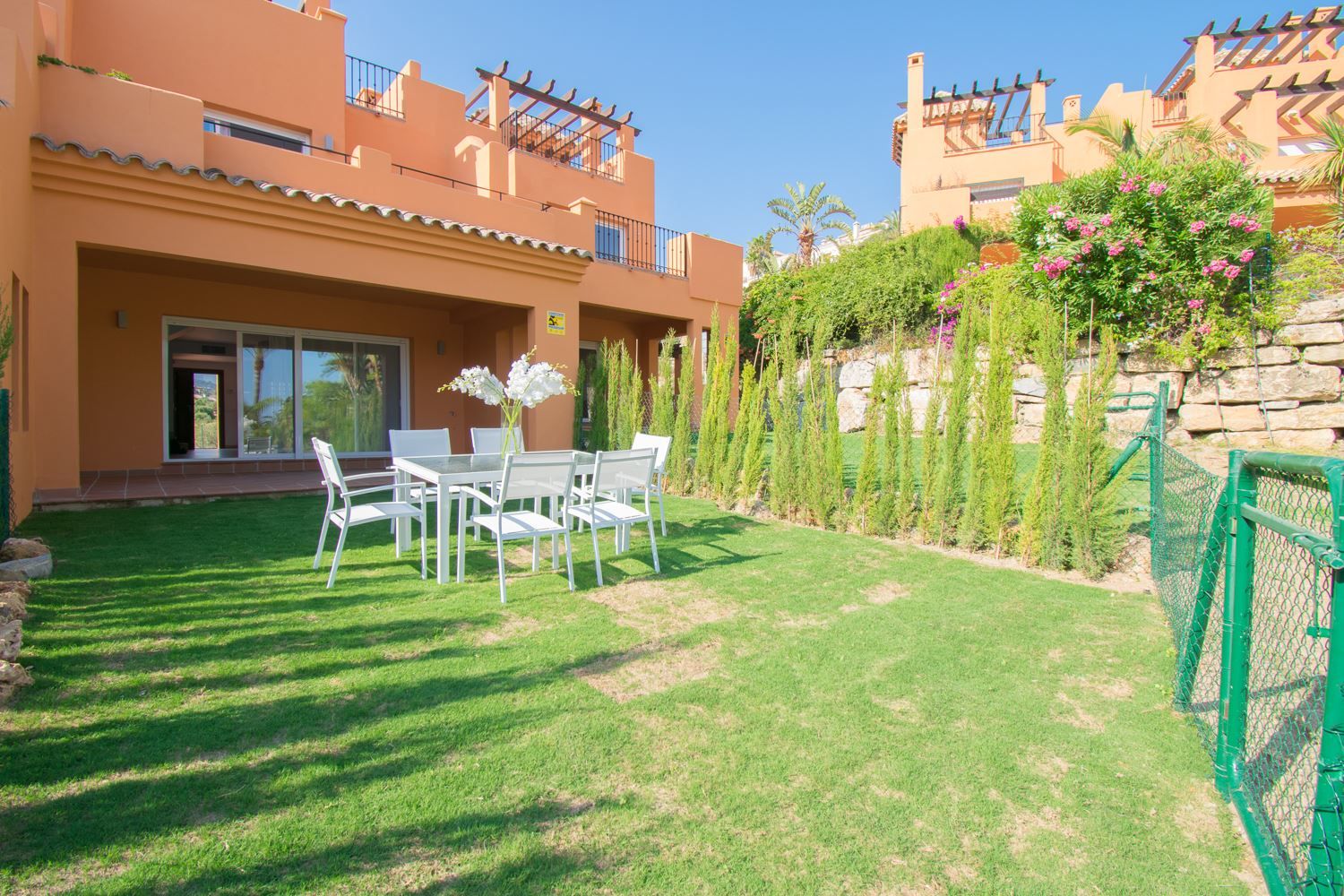 Townhouse te koop in Estepona 15