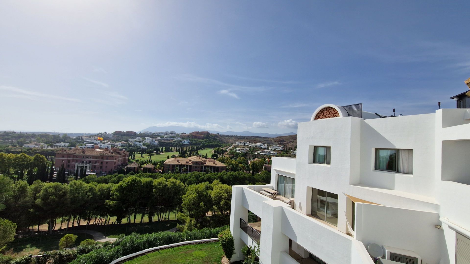 Penthouse te koop in Estepona 11