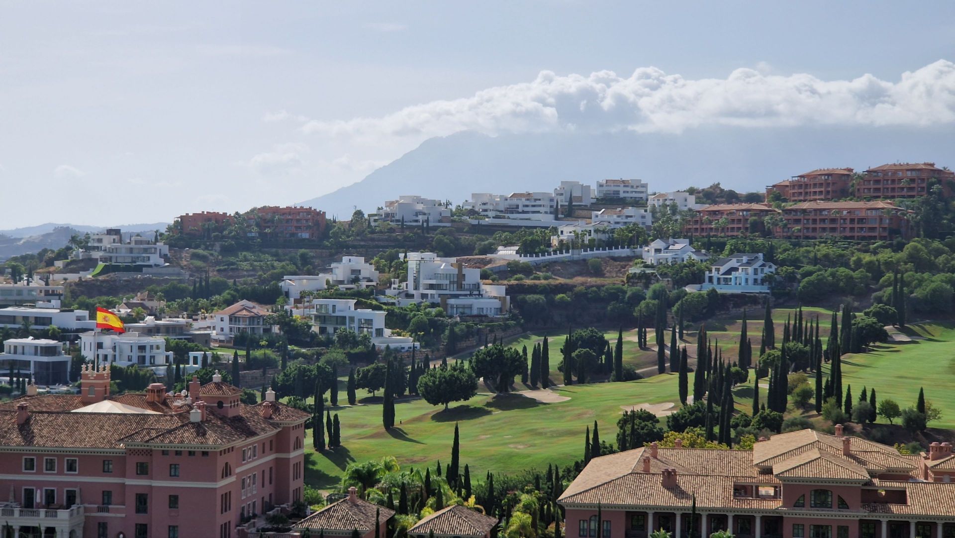 Penthouse te koop in Estepona 16