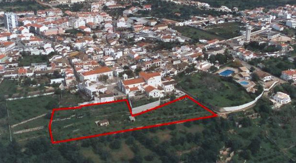 Plot for sale in Faro 4