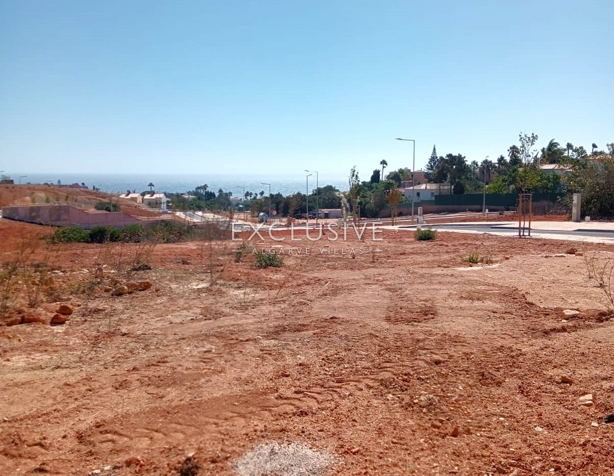 Plot en venta en Lagos and Praia da Luz 1