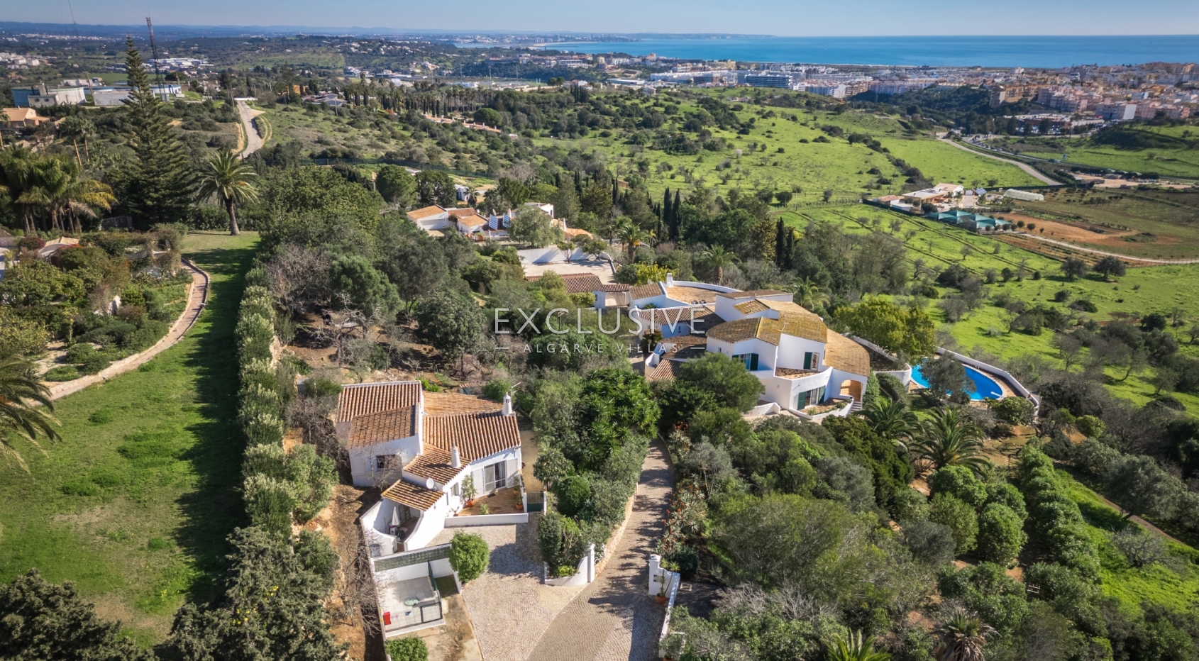 Chalé en venta en Lagos and Praia da Luz 1