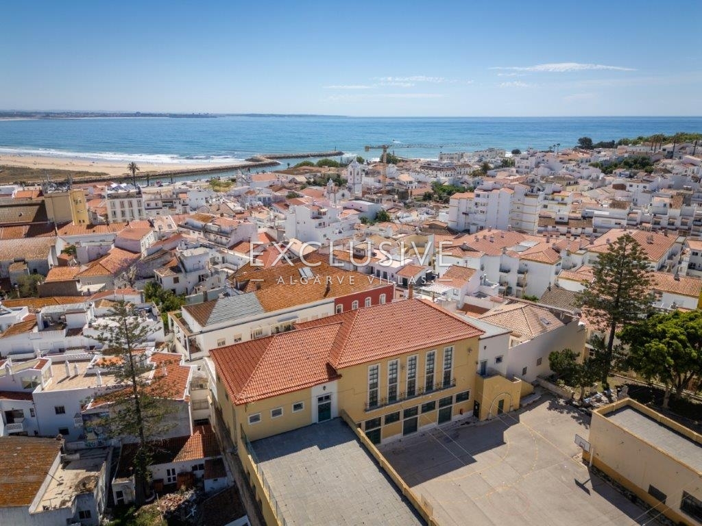 Adosada en venta en Lagos and Praia da Luz 2