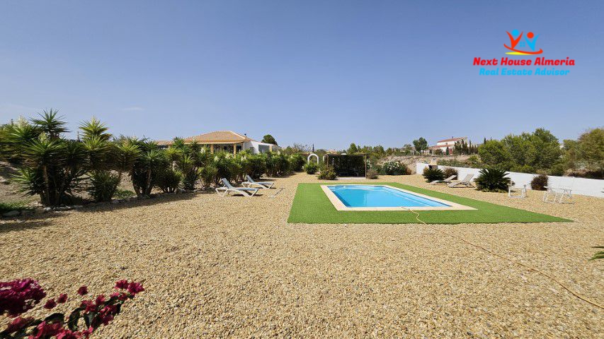 Villa for sale in Almería and surroundings 3