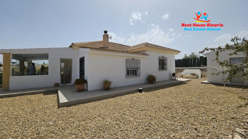 Villa for sale in Almería and surroundings 23